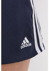 Adidas - adidas Szorty GT0188 damskie kolor granatowy gładkie medium waist. Okazja: na plażę, na co dzień. Kolor: niebieski. Materiał: tkanina, materiał. Wzór: gładki. Styl: casual #4