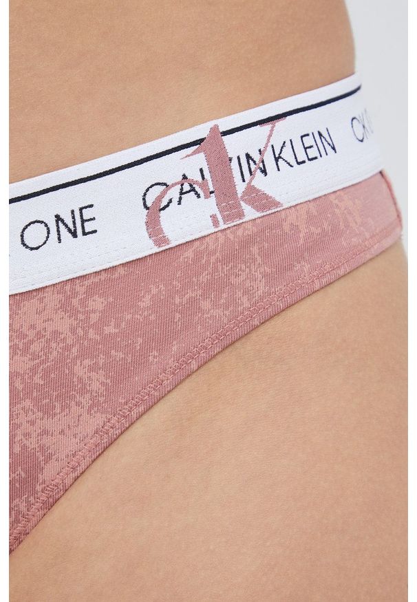 Calvin Klein Underwear stringi kolor różowy. Kolor: różowy