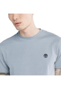Timberland - T-Shirt Dunstan River Rozmiar XL Niebieski - TB0A2BPR940. Kolor: niebieski. Długość rękawa: krótki rękaw. Długość: krótkie. Wzór: haft