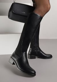 Born2be - Czarne Klasyczne Kozaki Muszkieterki na Płaskiej Podeszwie Belonell. Okazja: na co dzień. Kolor: czarny. Materiał: dzianina. Obcas: na płaskiej podeszwie. Styl: klasyczny #3