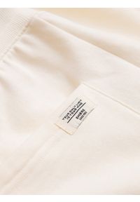 Ombre Clothing - Męskie spodnie dresowe z nogawką bez ściągacza - kremowe V11. Kolor: kremowy. Materiał: dresówka. Wzór: aplikacja. Styl: klasyczny, sportowy #6