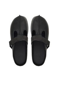 Ugg Klapki W Goldenstar Hi Clog 1169591 Czarny. Kolor: czarny. Materiał: skóra