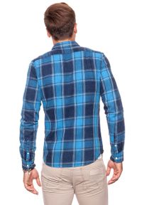 Wrangler - KOSZULA WRANGLER LS 1PKT SHIRT DIRECTOIRE BLUE W5953STKL. Kolor: niebieski. Długość rękawa: długi rękaw. Długość: długie. Wzór: kratka. Styl: elegancki