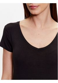 Culture T-Shirt Poppy 50105673 Czarny Regular Fit. Kolor: czarny. Materiał: wiskoza #4