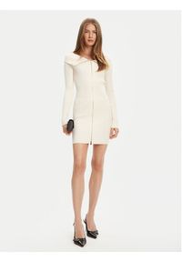 Guess Sukienka dzianinowa W5YK28 Z30I2 Écru Slim Fit. Materiał: wiskoza #3