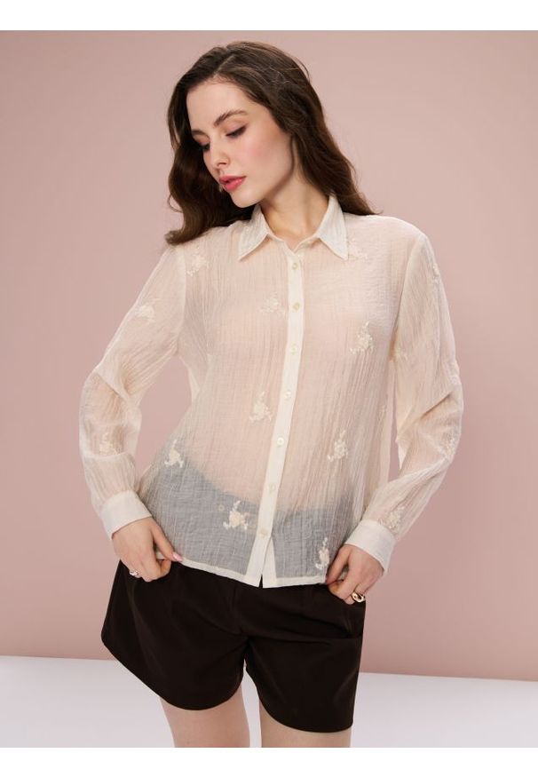 Sinsay - Żakardowa koszula z lyocellem - kremowy. Kolor: kremowy. Materiał: żakard