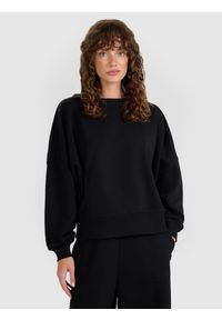 4f - 4F Bluza dresowa nierozpinana bez kaptura damska - czarna XL. Okazja: na co dzień. Typ kołnierza: bez kaptura. Kolor: czarny. Materiał: dresówka. Wzór: gładki, ze splotem. Styl: casual, klasyczny, sportowy #1