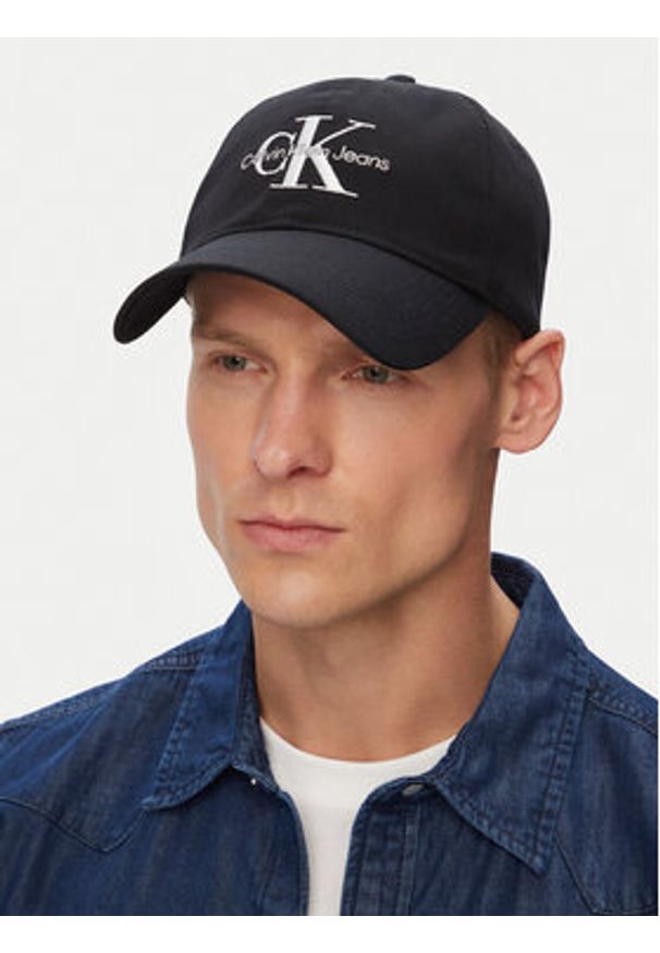 Calvin Klein Jeans Czapka z daszkiem LV04G5004G Czarny. Kolor: czarny. Materiał: bawełna