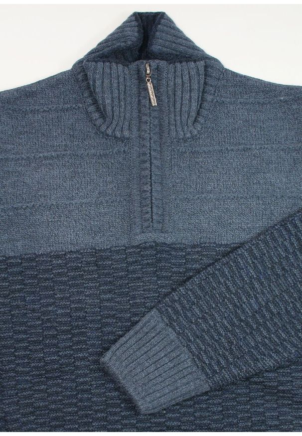 Trikko - Sweter Wełniany Niebieski z Wysokim Dekoltem na Zamek, TROYER, Ciepły, Gruby -TRIKKO. Typ kołnierza: typu troyer. Kolor: niebieski. Materiał: akryl, wełna. Sezon: zima, jesień. Styl: elegancki