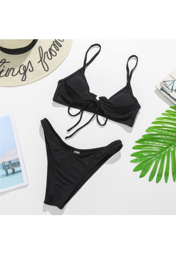 Intica - bikini push-up plażowe z regulowanymi ramiączkami Arub. Kolor: czarny. Materiał: tkanina