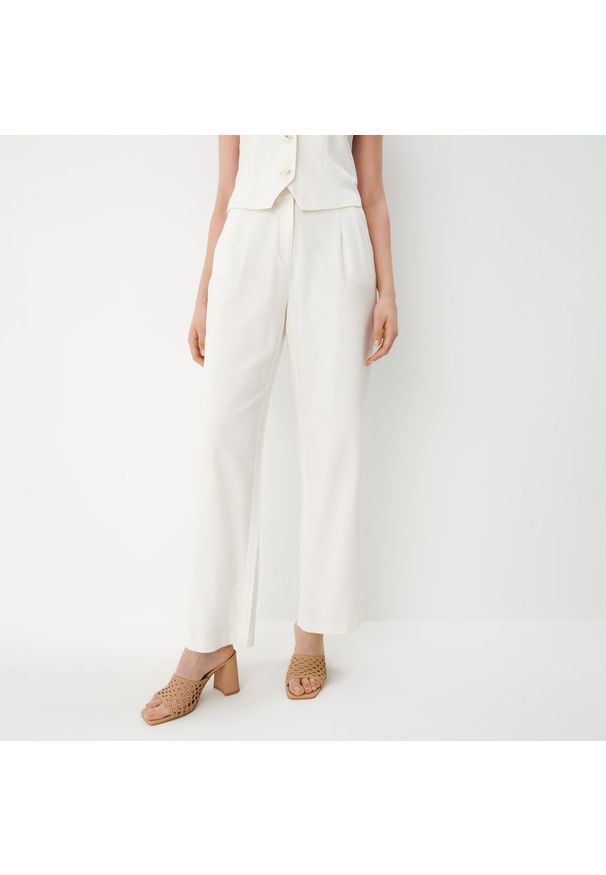 Mohito - Spodnie z lnem -. Materiał: len