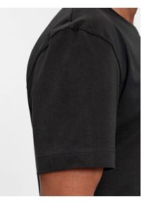 Calvin Klein T-Shirt K10K112749 Czarny Comfort Fit. Kolor: czarny. Materiał: bawełna #3