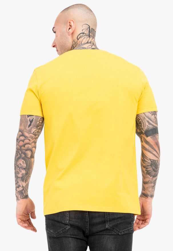 TAPOUT - T-shirt o klasycznym kroju Tapout Blade. Kolor: wielokolorowy, żółty, czarny