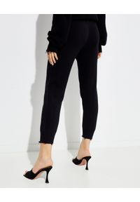 SER.O.YA NEW YORK - Bawełniane spodnie jogger Ida. Kolor: czarny. Materiał: bawełna. Długość: długie. Wzór: aplikacja #3