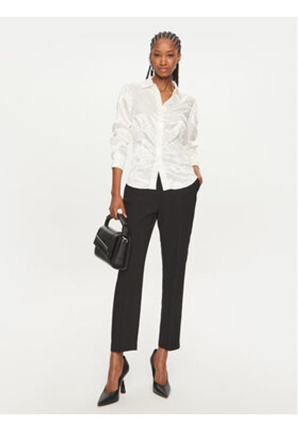 Pinko - PINKO Spodnie materiałowe Parano 102861 A213 Czarny Regular Fit. Kolor: czarny. Materiał: wiskoza