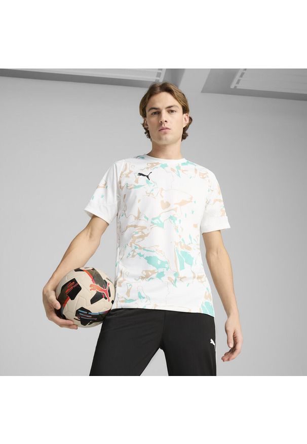 Puma - Męska koszulka piłkarska IndividualEARTH DAY PUMA. Kolor: beżowy, biały, wielokolorowy. Wzór: nadruk. Sport: piłka nożna