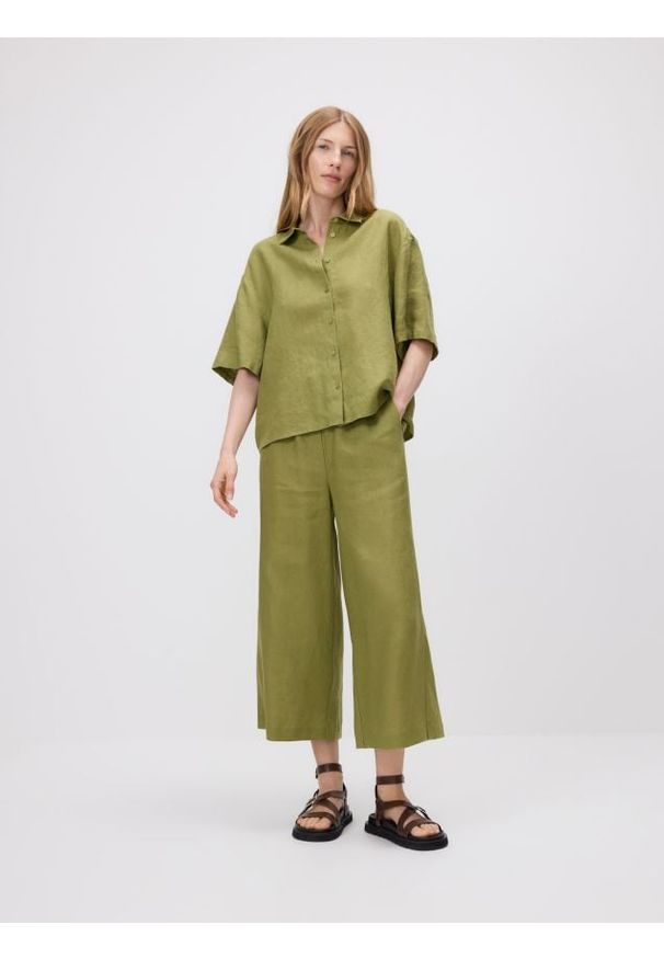 Reserved - Lniane spodnie culotte - oliwkowy. Kolor: oliwkowy. Materiał: len