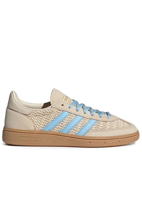 Adidas - Buty damskie adidas Handball Spezial JQ8410 - beżowe. Okazja: na co dzień. Zapięcie: sznurówki. Kolor: beżowy. Materiał: zamsz, materiał, guma, skóra. Szerokość cholewki: normalna. Sport: piłka ręczna