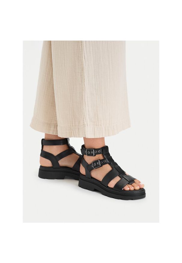 Sandały Clarks. Kolor: czarny