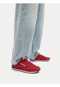 Reebok Sneakersy CLASSIC AZ 100230347 Czerwony. Kolor: czerwony. Materiał: materiał. Model: Reebok Classic #1