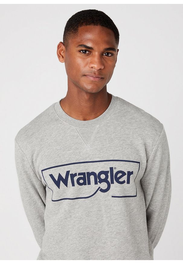 Wrangler - WRANGLER FRAME LOGO SWS MĘSKA BLUZA KLASYCZNA MID GREY MEL W6H1HAX37 112146195. Styl: klasyczny
