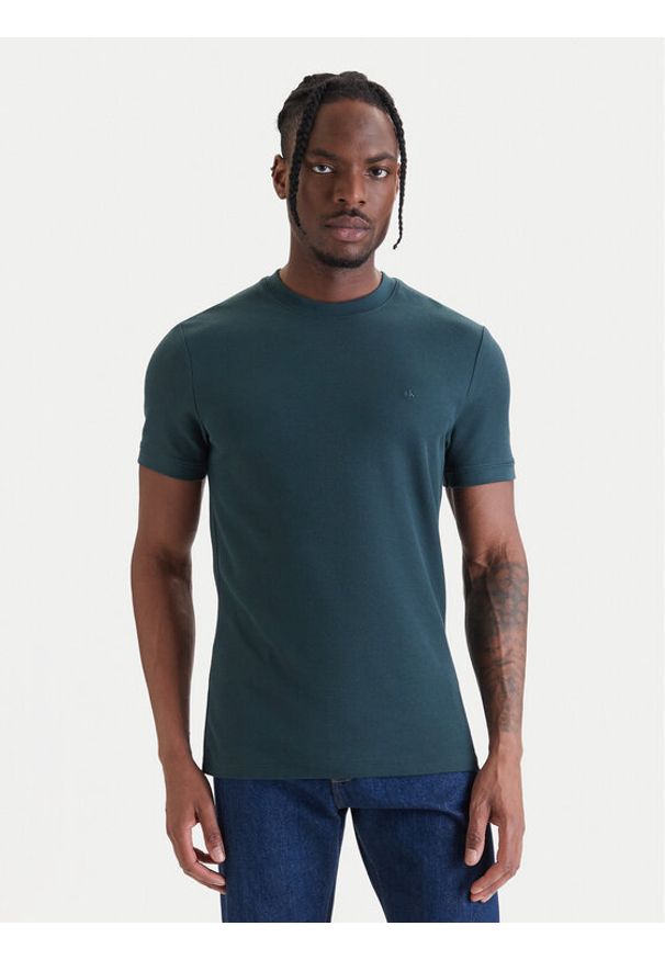 Calvin Klein Jeans T-Shirt Micro Waffle LV04RF206G Zielony Slim Fit. Kolor: zielony. Materiał: bawełna