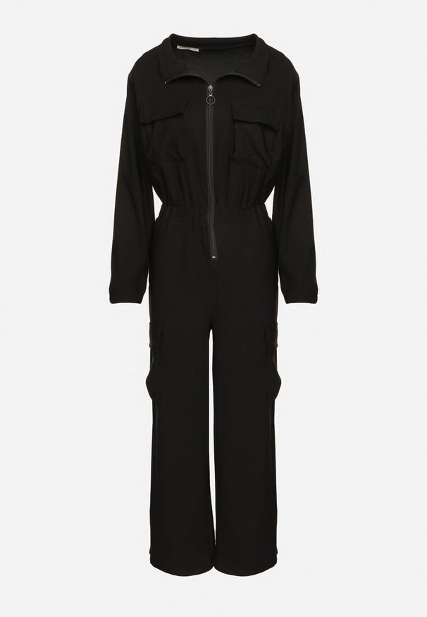 Born2be - Czarny Kombinezon Utility z Szerokimi Nogawkami o Taliowanym Kroju Liarose. Okazja: na co dzień. Kolor: czarny. Materiał: tkanina. Styl: casual