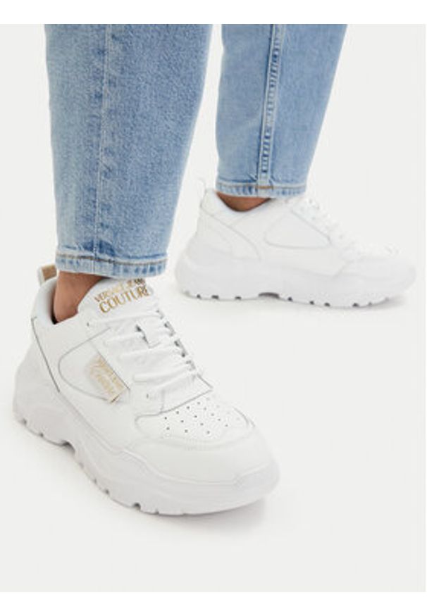 Versace Jeans Couture Sneakersy 80VA3SC2 ZPB71 3 Biały. Kolor: biały. Materiał: skóra