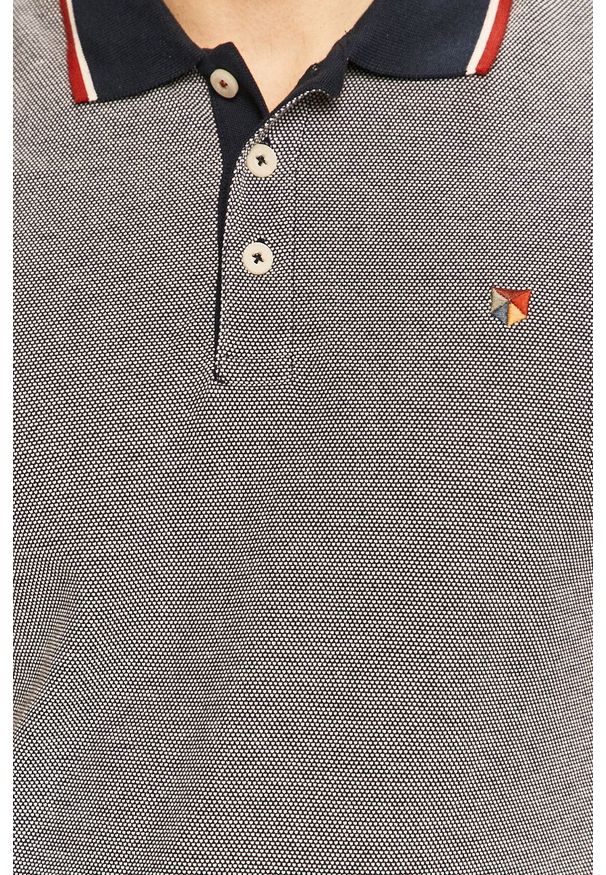 Premium by Jack&Jones - Polo. Okazja: na co dzień. Typ kołnierza: polo. Kolor: niebieski. Materiał: dzianina. Długość: krótkie. Styl: casual