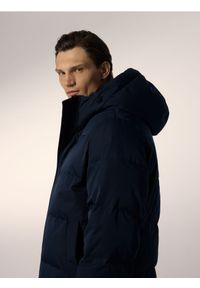 Reserved - Puchowa kurtka z dodatkiem Sorony - granatowy. Kolor: niebieski. Materiał: puch