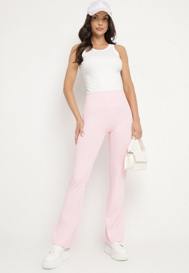 Born2be - Różowe Legginsy Typu Dzwony z Wysokim Stanem Orralise. Okazja: na co dzień. Stan: podwyższony. Kolor: różowy. Styl: casual