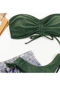Intica - Strój kąpielowy dwuczęściowy z marszczeniem i wiązaniem na bokach Peggi. Kolor: zielony. Materiał: materiał #3