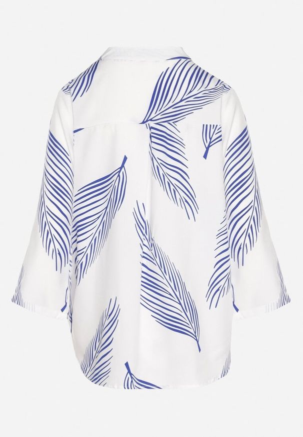 Born2be - Biało-Niebieska Koszula z Bawełną we Wzór Liści Lumavaie. Okazja: na co dzień. Kolor: niebieski. Materiał: bawełna. Styl: elegancki, casual