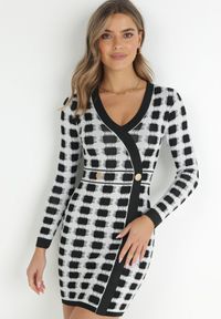 Born2be - Jasnoszara Sukienka Dzianinowa w Geometryczny Wzór z Metaliczną Nicią Frano. Kolor: szary. Materiał: dzianina. Wzór: geometria. Długość: mini #5