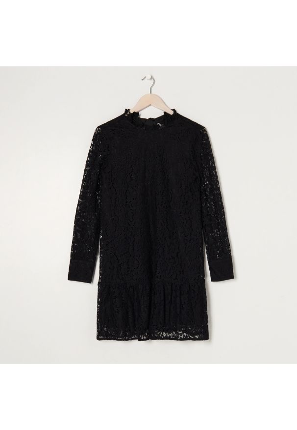 Sinsay - Koronkowa sukienka mini - Czarny. Kolor: czarny. Materiał: koronka. Długość: mini