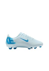 Buty piłkarskie dla dzieci Nike Vapor 16 Club. Zapięcie: sznurówki. Kolor: niebieski, wielokolorowy. Materiał: materiał. Szerokość cholewki: normalna. Sport: piłka nożna
