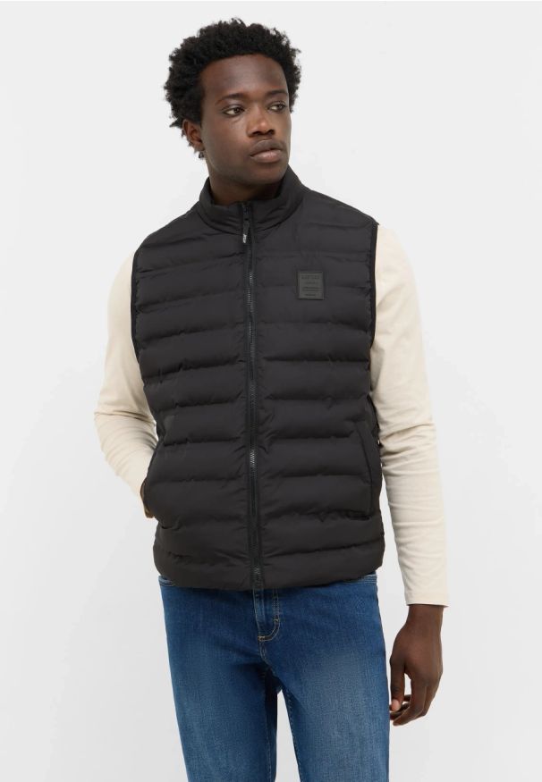 Męski Bezrękawnik Mustang Style Dublin Jet Black 1016888 4188 Kamizelka. Długość rękawa: bez rękawów