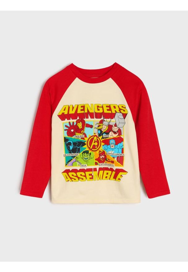 Sinsay - Koszulka z długimi rękawami Avengers - czerwony. Kolor: czerwony. Długość rękawa: długi rękaw. Długość: długie. Wzór: motyw z bajki