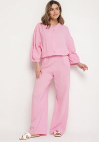 Born2be - Różowy Muślinowy Komplet z Bawełny o Kroju Oversize Koszula i Szerokie Spodnie Ziselia. Kolor: różowy. Materiał: bawełna. Wzór: aplikacja