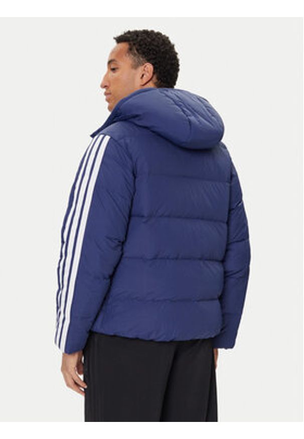 Adidas - adidas Kurtka puchowa Essentials Climawarm 3-Stripes JX7799 Granatowy Regular Fit. Kolor: niebieski. Materiał: syntetyk