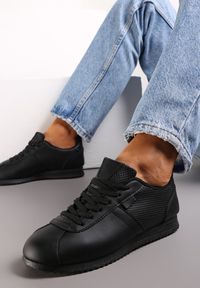 Renee - Czarne Sneakersy z Przeszyciami Phyrise. Kolor: czarny #1