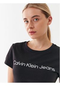 Calvin Klein Jeans T-Shirt J20J220253 Czarny Slim Fit. Kolor: czarny. Materiał: bawełna