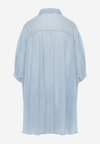 Renee - Jasnoniebieska Nietoperzowa Koszula na Lato ze Zwiewnej Bawełny o Kroju Oversize Caeilla. Kolor: niebieski. Materiał: bawełna. Sezon: lato. Styl: elegancki, wakacyjny, klasyczny #4