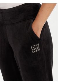 DKNY Sport Spodnie dresowe DP5P3710 Czarny Regular Fit. Kolor: czarny. Materiał: syntetyk #4