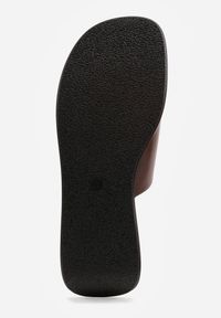 Renee - Brązowe Klapki Japonki na Koturnie w Stylu Drewniaków Triaqueena. Kolor: brązowy. Materiał: jeans, koronka. Wzór: aplikacja. Sezon: lato. Obcas: na koturnie #7