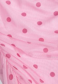 Born2be - Różowa Bluzka bez Rękawów w Kropki z Siateczki Thespis. Okazja: do pracy, na co dzień. Kolor: różowy. Materiał: materiał, jeans. Długość rękawa: bez rękawów. Długość: długie. Wzór: kropki. Styl: casual #7