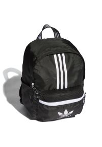 Adidas - adidas Originals Adicolor Classic Backpack Small > H35546. Materiał: poliester. Wzór: aplikacja. Styl: klasyczny #1