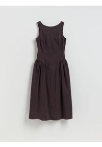 Reserved - Sukienka midi z bawełną - brązowy. Kolor: brązowy. Materiał: bawełna. Długość: midi #1