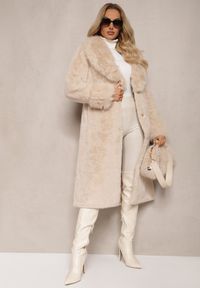 Renee - Beżowy Futrzany Płaszcz z Wiązanym Paskiem Ozdobnym Kołnierzem i Mankietami Viaressa. Okazja: na co dzień. Kolor: beżowy. Materiał: futro. Długość rękawa: długi rękaw. Długość: długie. Styl: casual, elegancki, rockowy #6