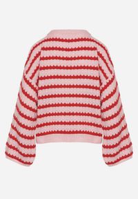 Born2be - Różowo-Czerwony Sweter Oversize z Wełną i Wiskozą o Luźnym Splocie w Paski Ternose. Okazja: na co dzień. Kolor: różowy. Materiał: wełna, wiskoza. Wzór: ze splotem, paski. Styl: klasyczny, casual #5